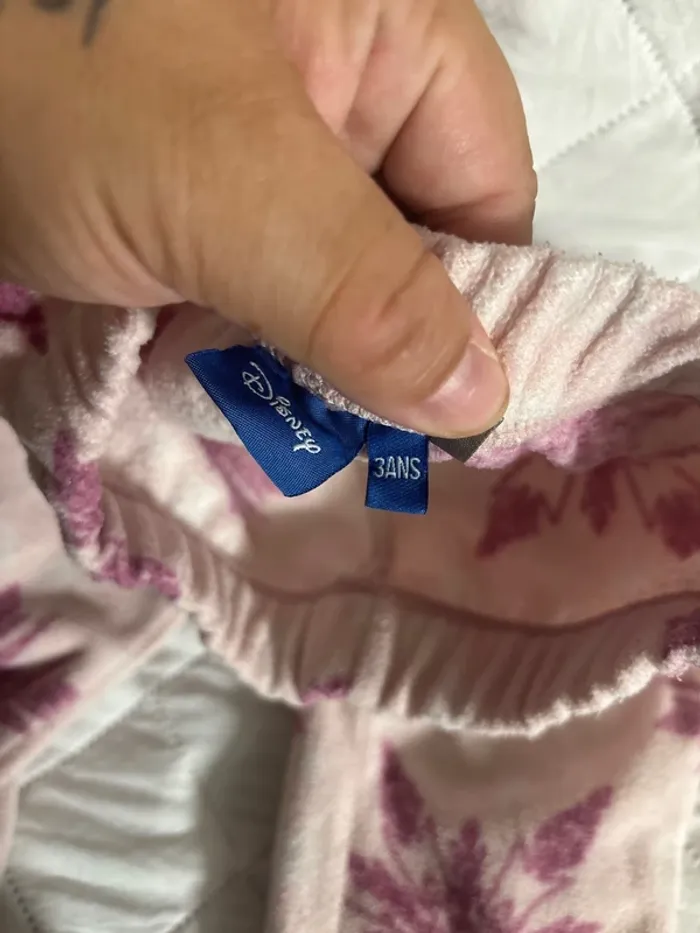 Pantalon de pyjama taille 3ans marque Disney - photo numéro 4