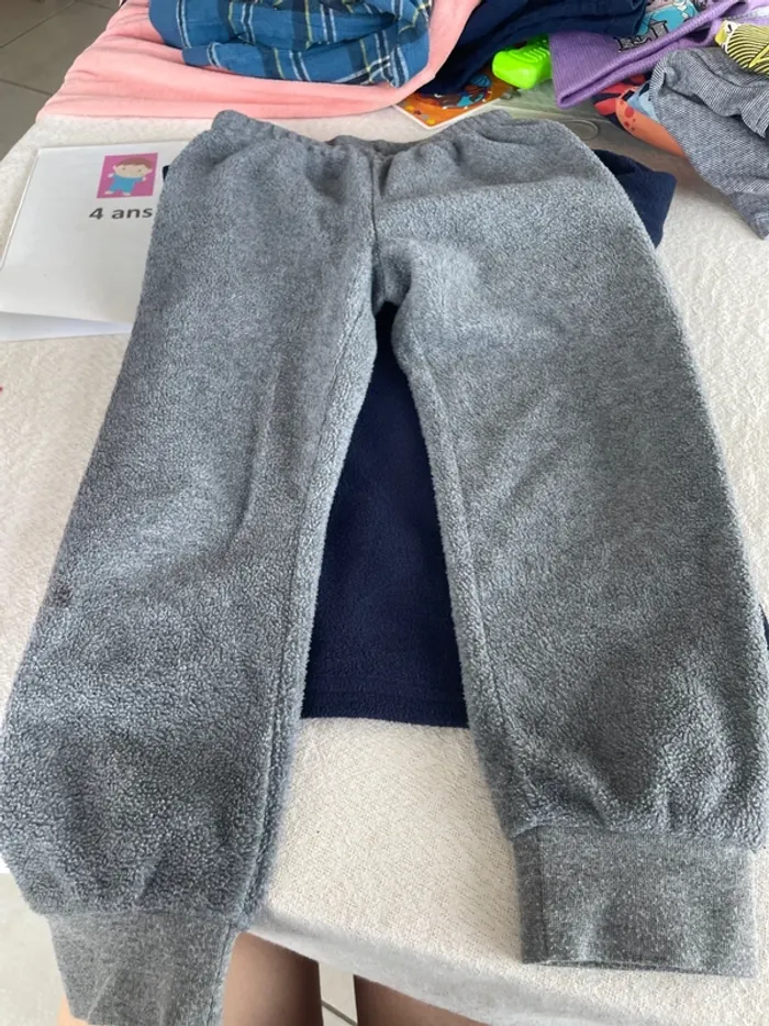 Pyjama polaire, Hulk Avengers, quatre ans - photo numéro 6