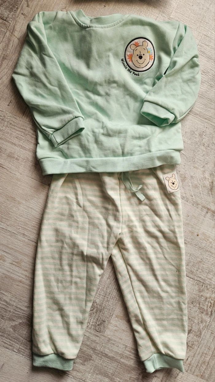 Ensemble winnie neuf 24 mois