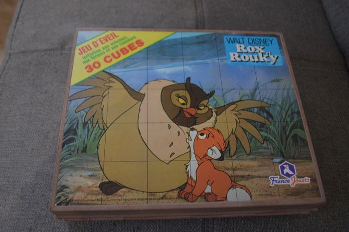 Boite de 30 cubes Walt Disney Rox et Rouky 1981 - photo numéro 8