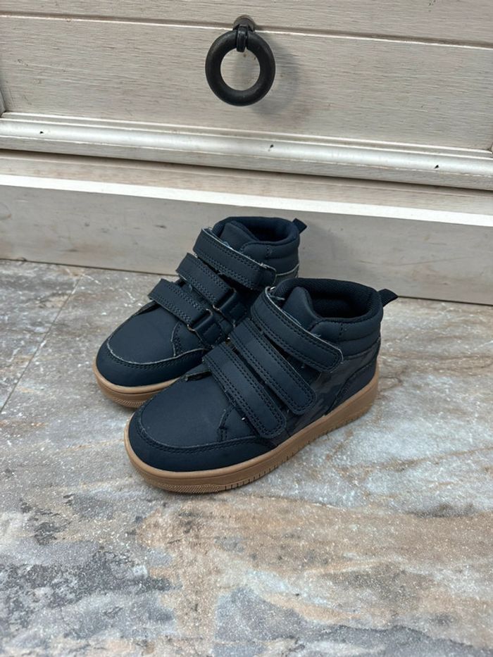 Basket Primark bleu marine 24