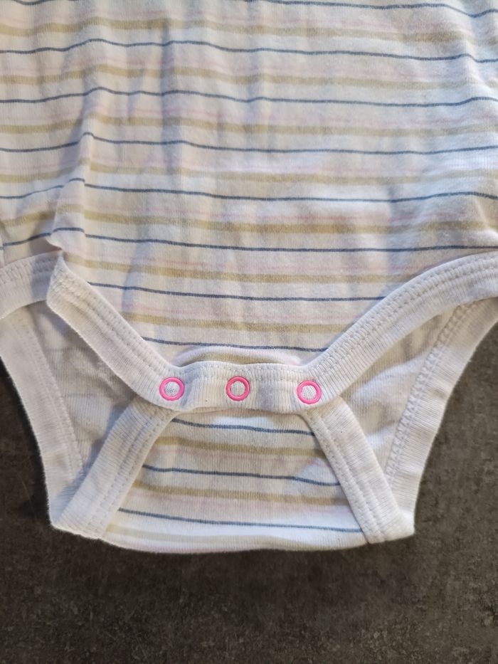 Lot bodies "my zest friends" 12 mois - photo numéro 6