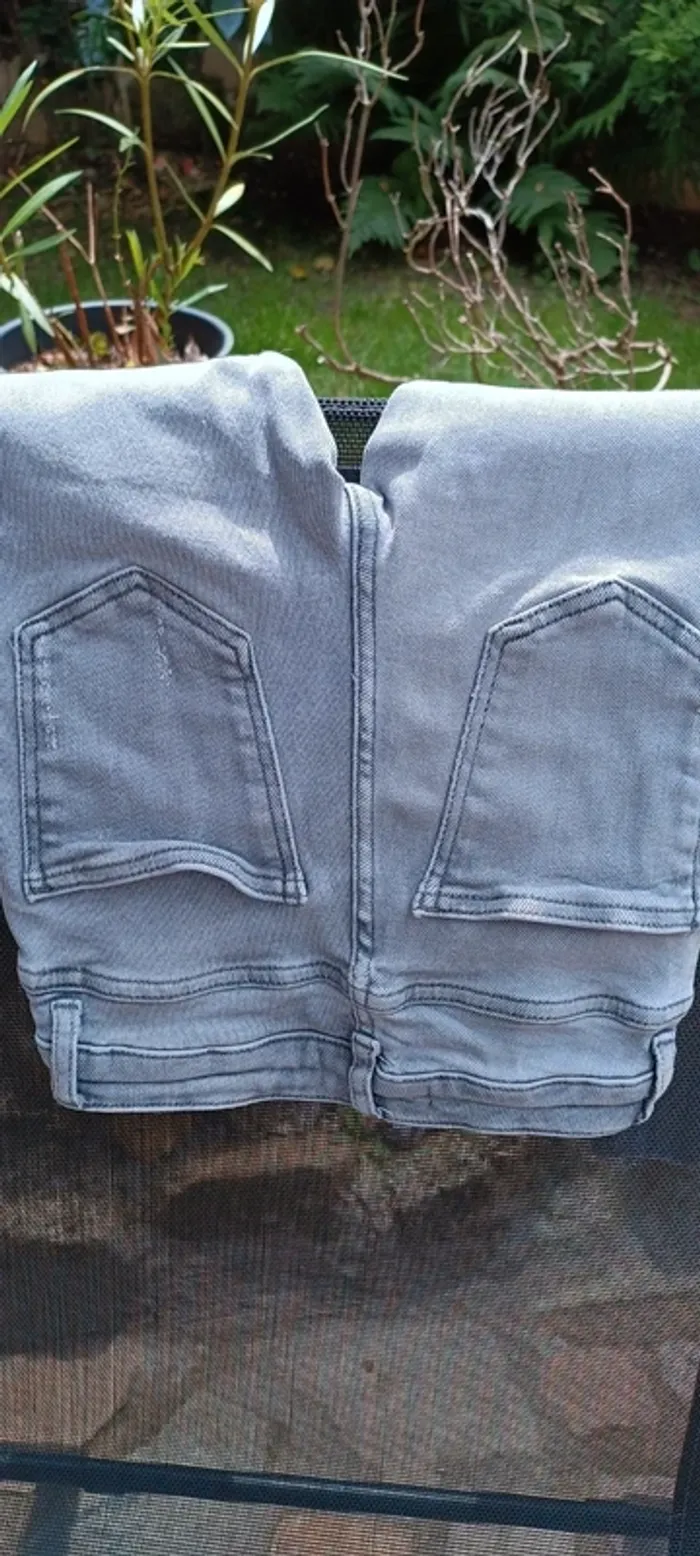 Jeans Zara taille 34 - photo numéro 6