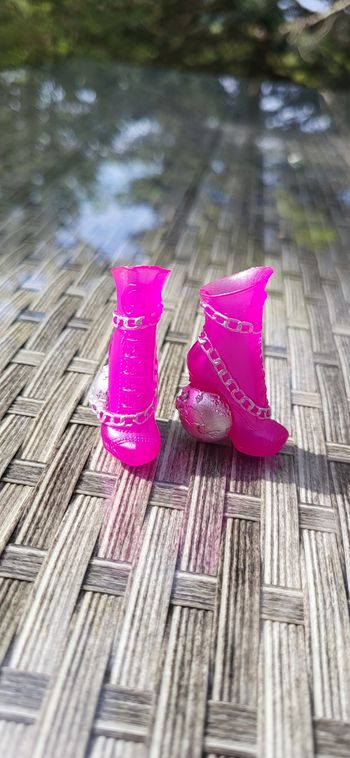 chaussures monster high 