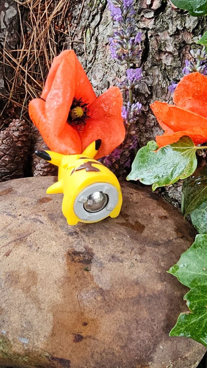 Super figurine Pokemon Nintendo pikachu roulement a bille - photo numéro 5