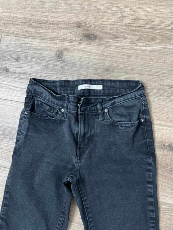 Jean Levi’s 711 Skinny noir - photo numéro 2