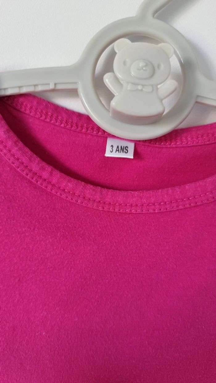 T-shirt fushia taille 3ans - photo numéro 4
