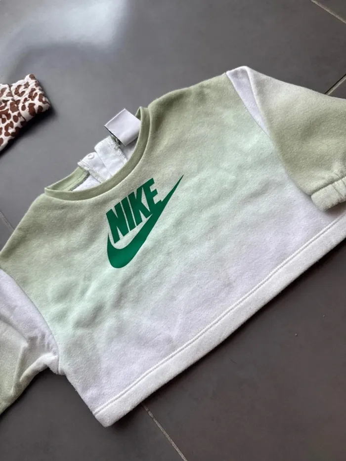 Ensemble Nike 12 mois - photo numéro 3