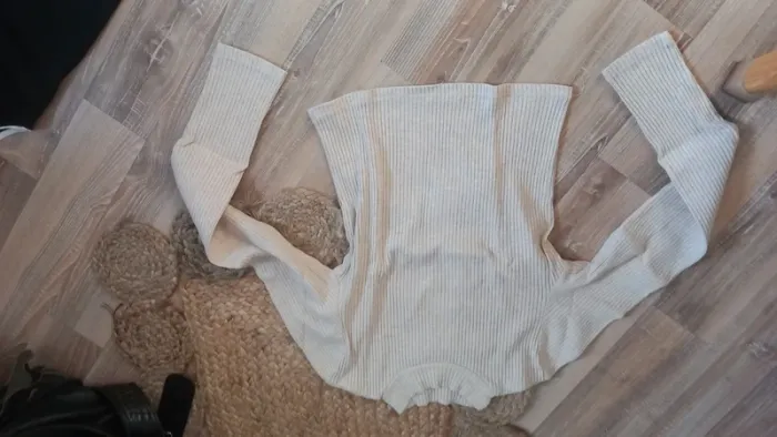 Pull col montant beige kiabi xs - photo numéro 2