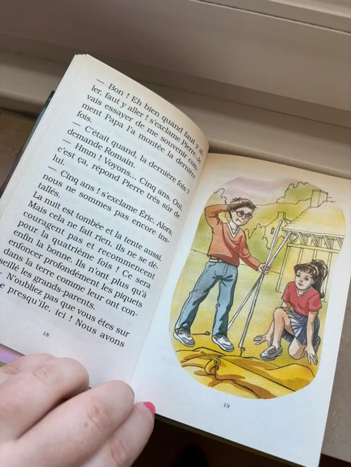 Livre enfant “Éric et les contrebandiers” 5 à 9 ans - photo numéro 3