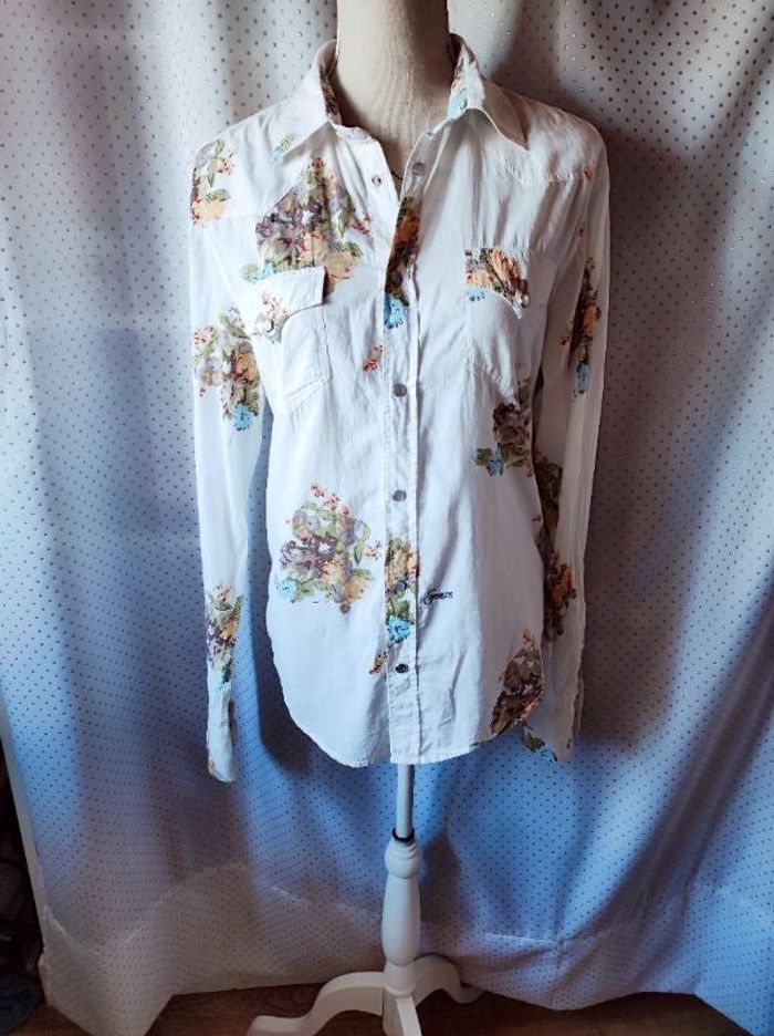 Chemise Guess à fleurs, taille L, TBE!