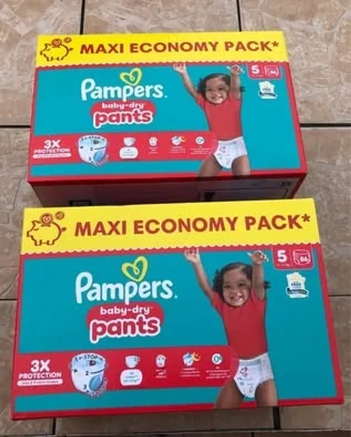 Lot de 172 couches culottes Pampers pants taille 5 neufs dans emballage