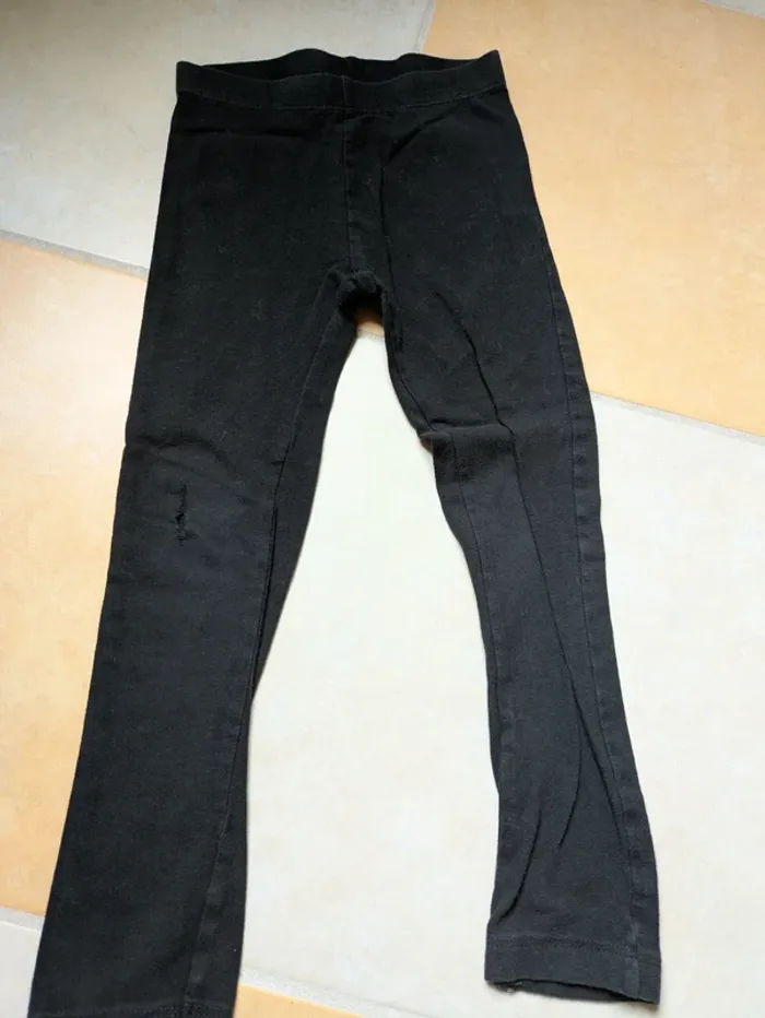 Lot vêtements fille legging haut 6 ans - photo numéro 5