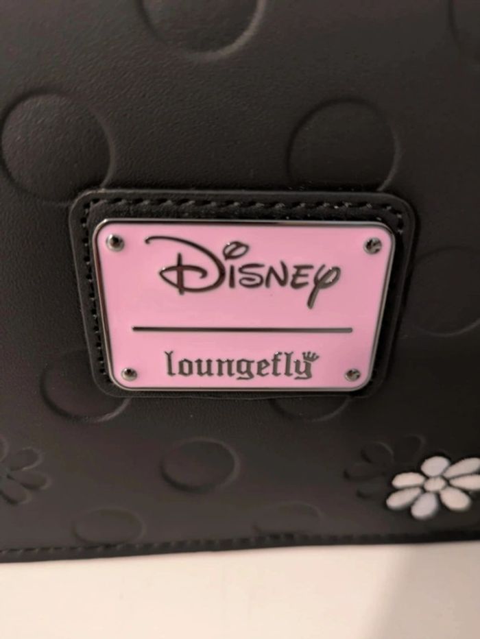 Loungefly sac bandouliere Minnie floral rock the dots - photo numéro 3