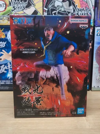 Figurine One Piece Monkey D. Garp (VS Aokiji) Spectacular Battle Scenery