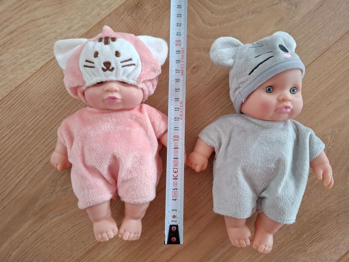 2 poupées déguisées - photo numéro 7