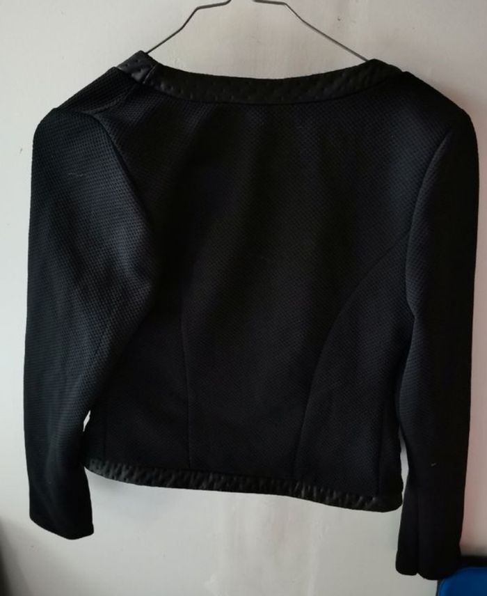 Petite veste taille 36 - photo numéro 2