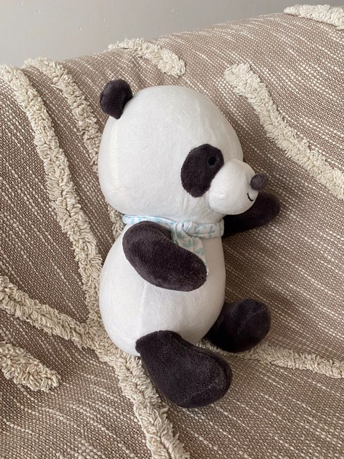 Peluche doudou 30cm Orchestra panda blanc et noir Écharpe blanche et bleu parfait état - photo numéro 2