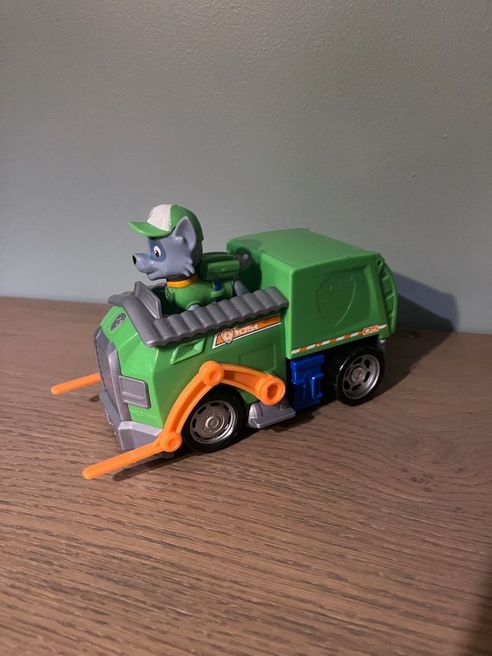 PAT PATROUILLE ET VÉHICULE - photo numéro 2