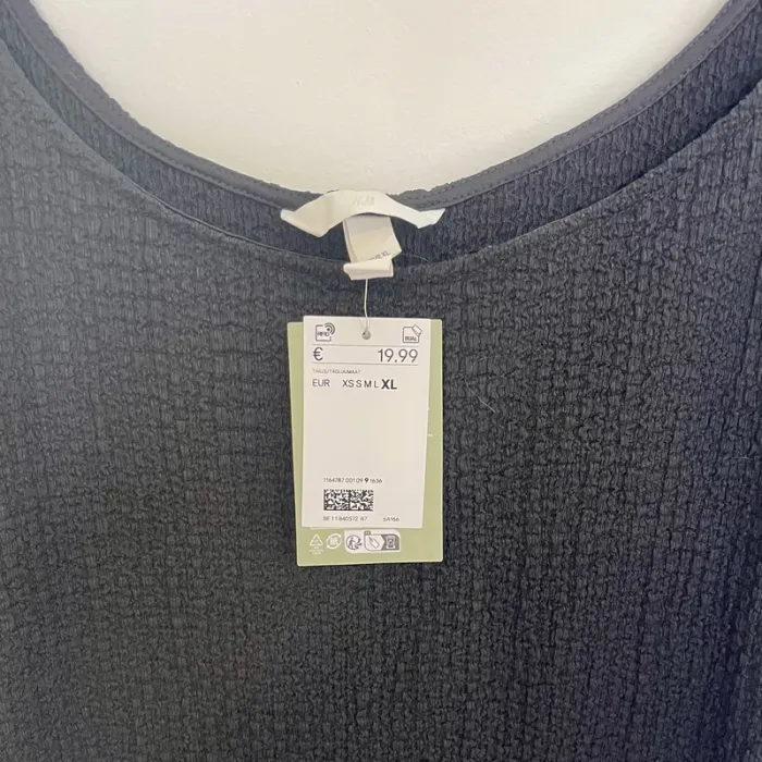 Robe noire H&M - photo numéro 2