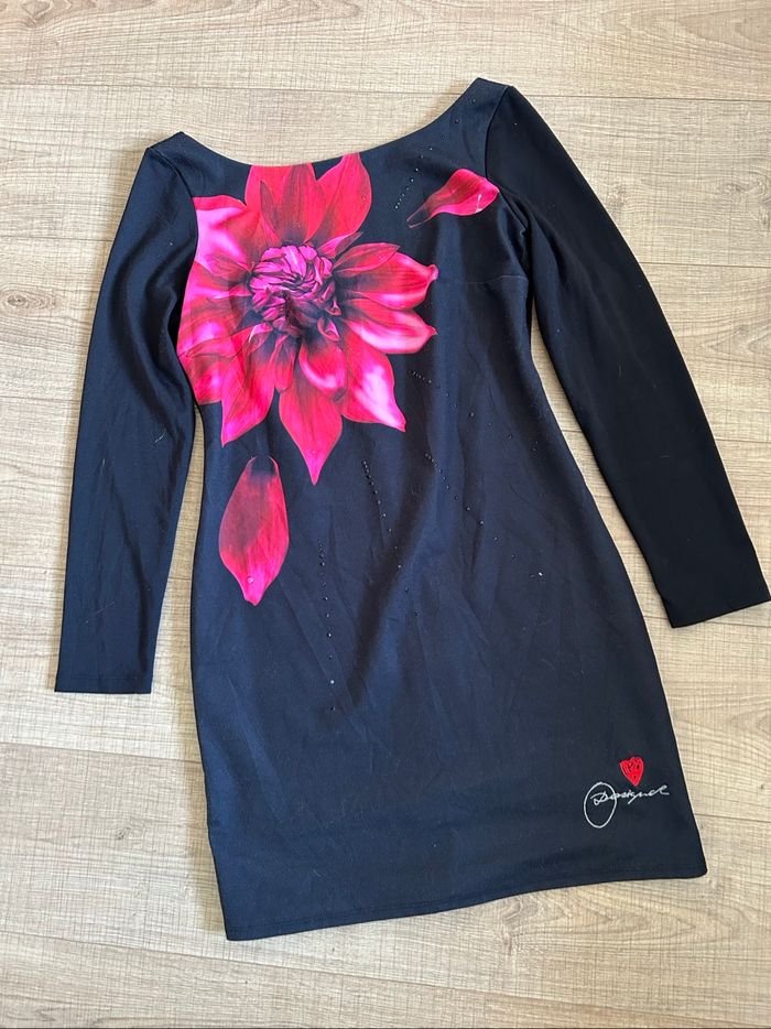 Robe noire et rose à manches longues Desigual taille L bon état - photo numéro 7