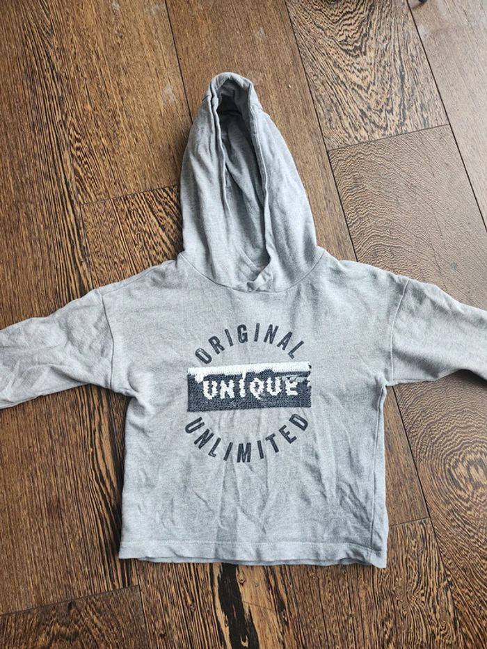 Sweat léger à capuche