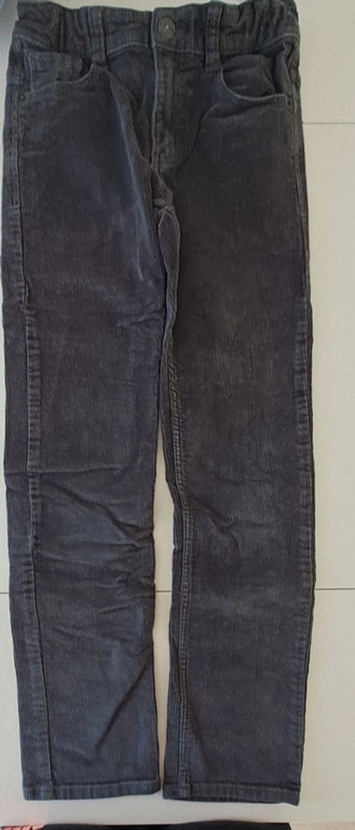 Pantalon en velours garçon Kiabi 10 ans