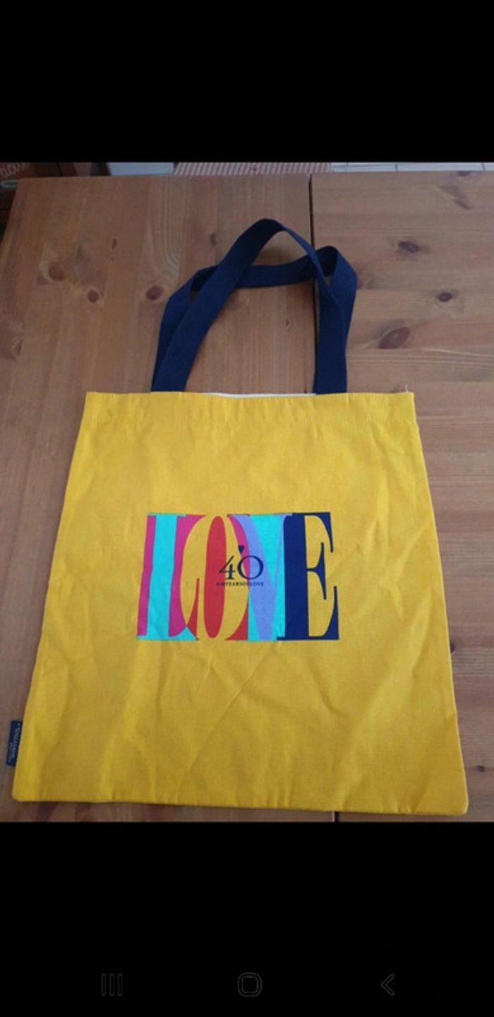 Tote bag et trousse l'Occitane en Provence - photo numéro 5