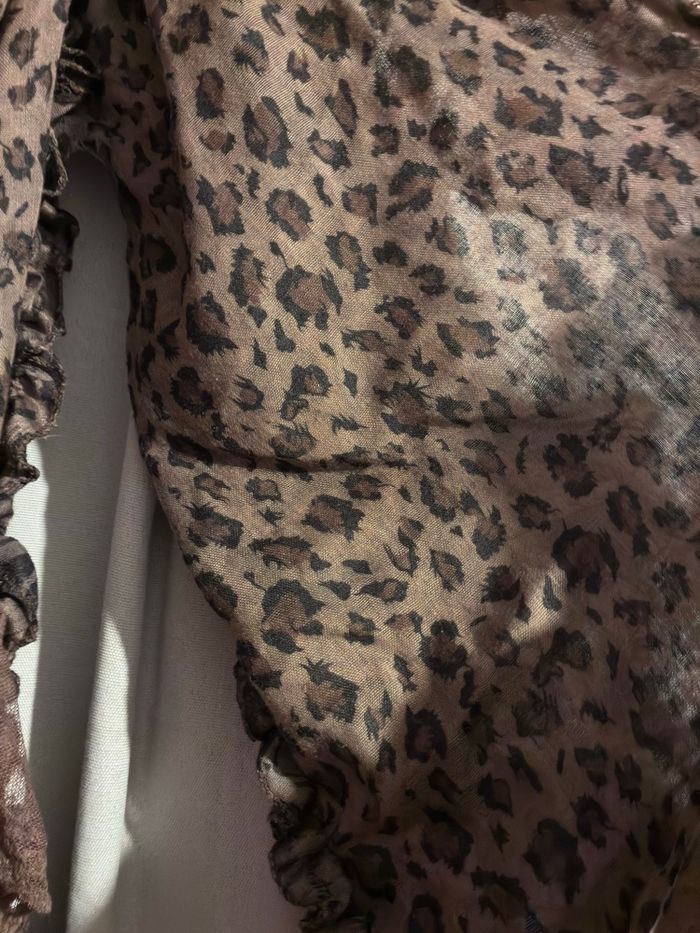 Foulard léopard et dentelle - photo numéro 3