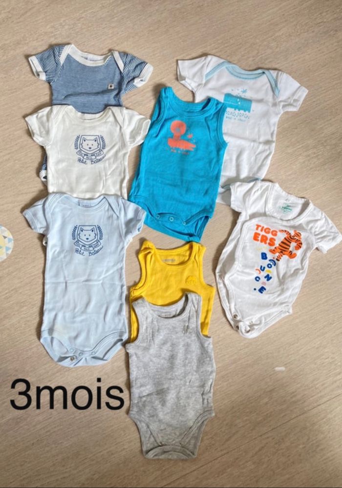 Lot bodies 3 mois été