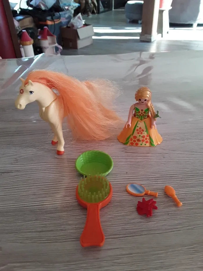 Princesse Mimosa avec Cheval coiffer - photo numéro 2