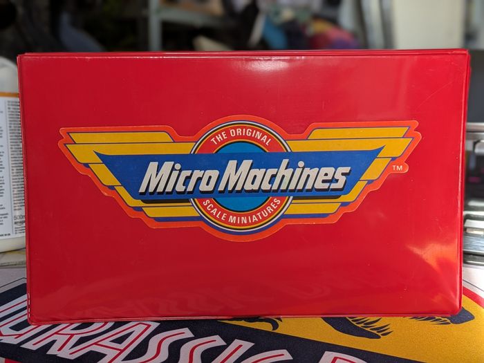Galoob - Micro Machines : Garage / Station Service (1987) - photo numéro 2