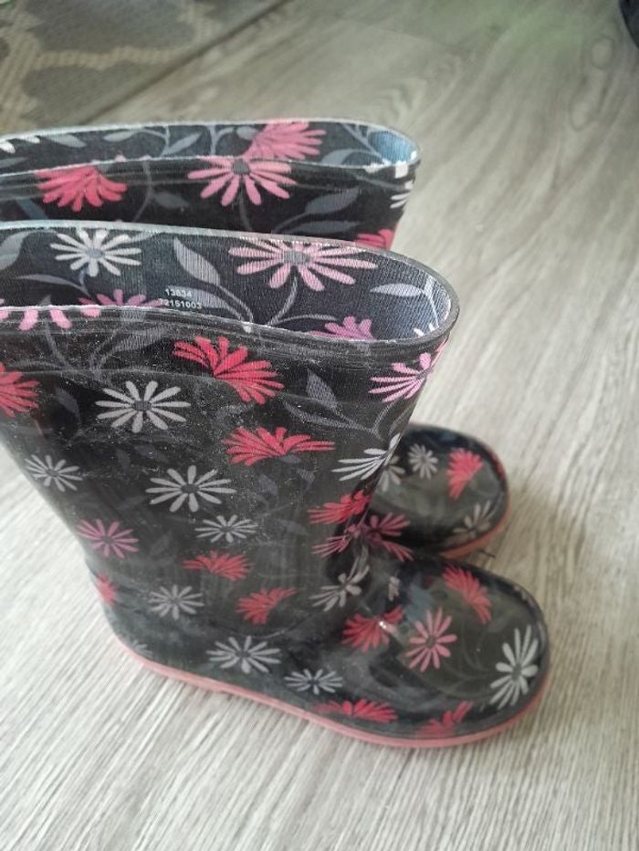 Bottes en plastique très jolie