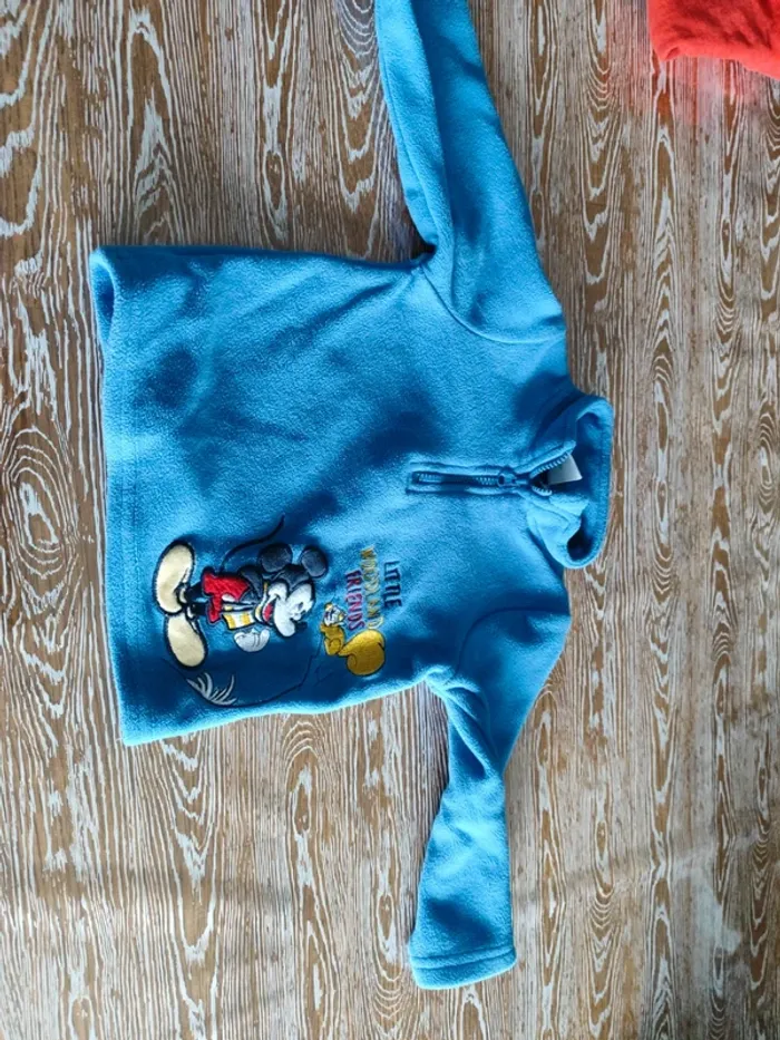 🍁 lot de 2 sweats Mickey taille 18 mois 🍁 - photo numéro 5