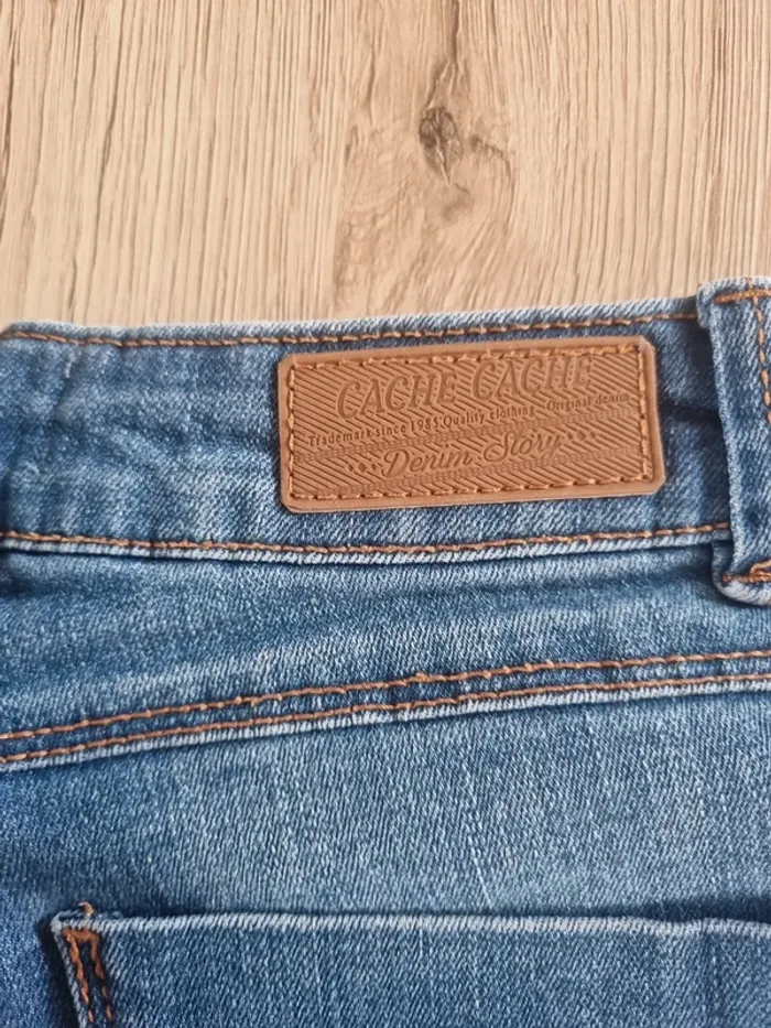 Short jean 36 - photo numéro 3