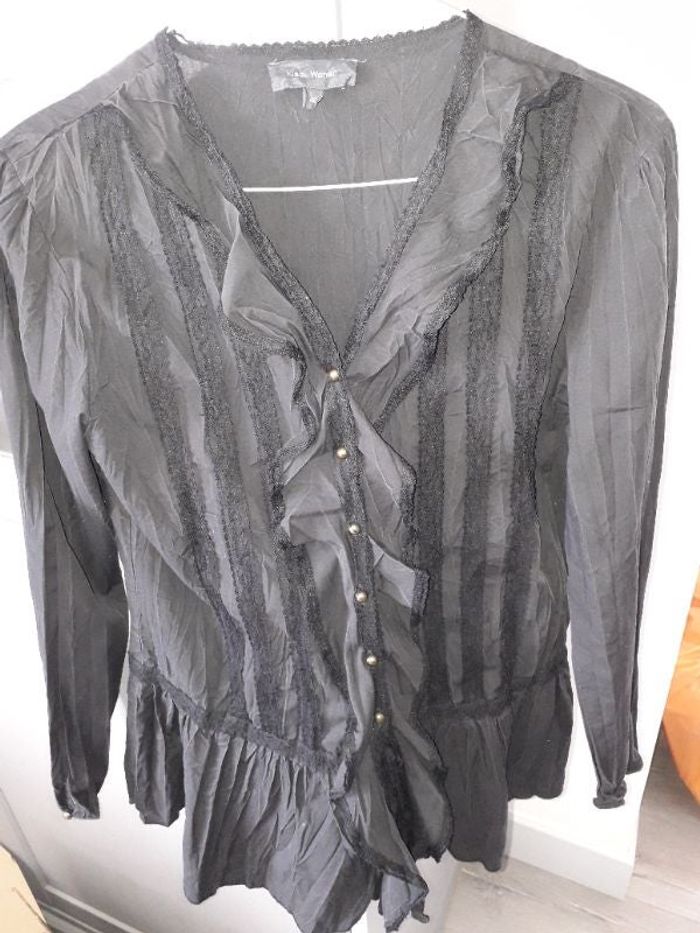 Chemise dentelle taille 40