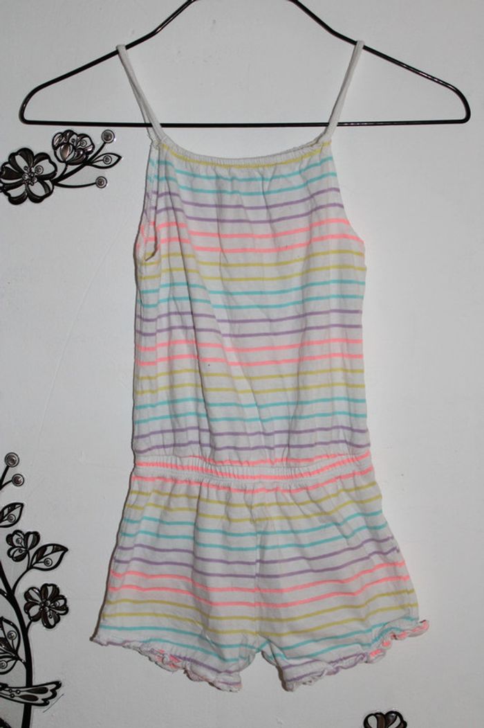 🌈 Combishort Kiabi blanche à rayures pastel - Taille 5 ans 🌈