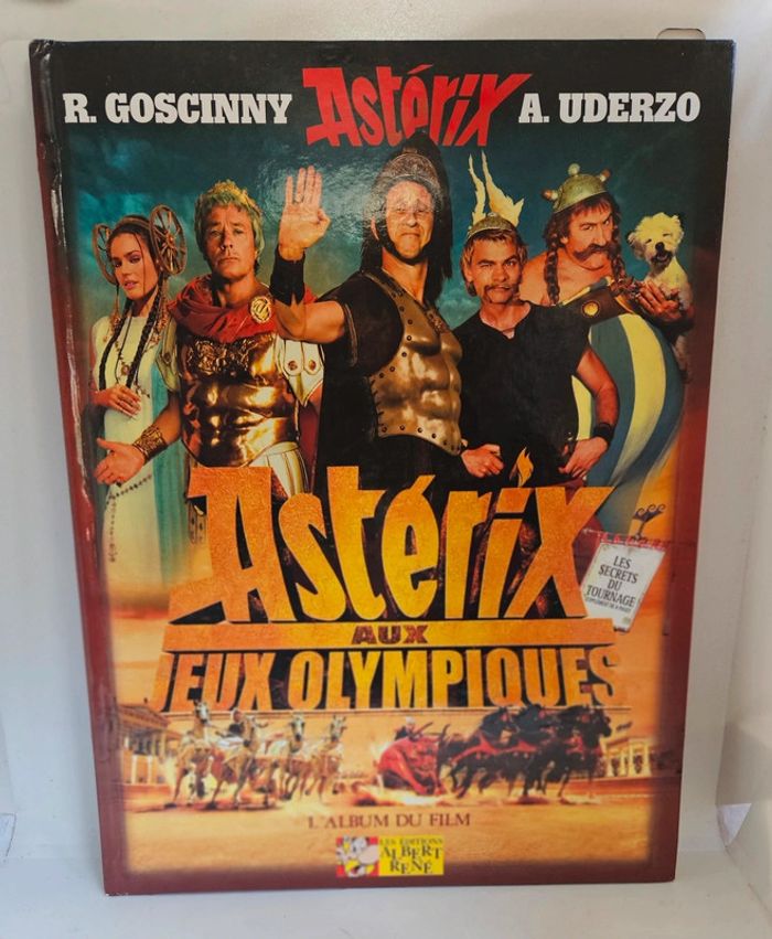 "Astérix aux jeux olympiques. L'album du film." de R. Goscinny et A. Uderzo.
Albert René.