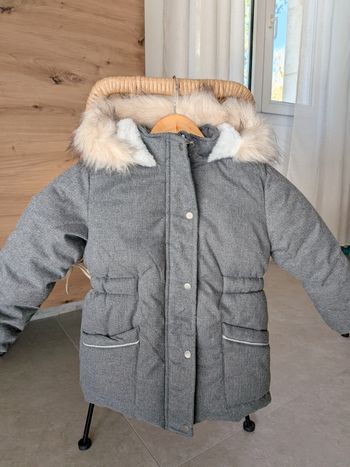 Manteau chaud fille 5 ans neuf