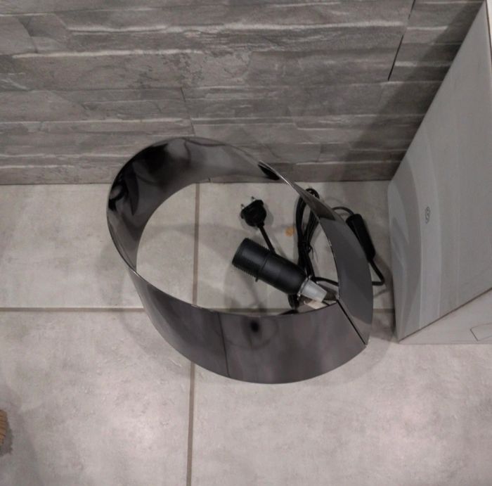 Lampe de table en métal Habitat Ribbon - photo numéro 4