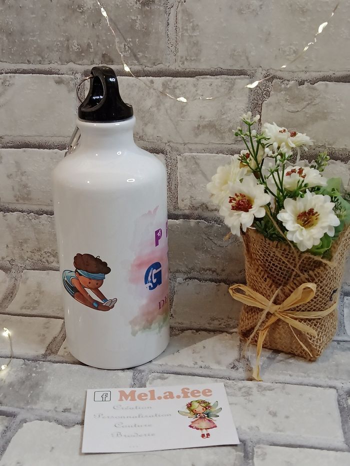 Froide personnalisée prof de gym qui déchire - photo numéro 2