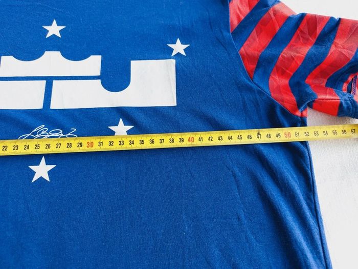 Tee-shirts Nike Coupe Athlétique Dri fit LeBron James LJ Crown BasketBall Taille L - photo numéro 7