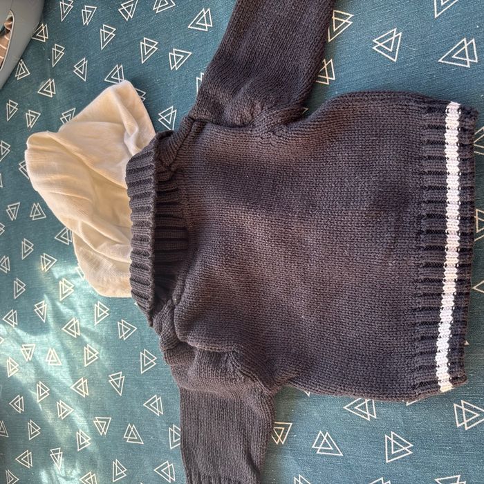Gilet chaud avec capuche 1 mois - photo numéro 4