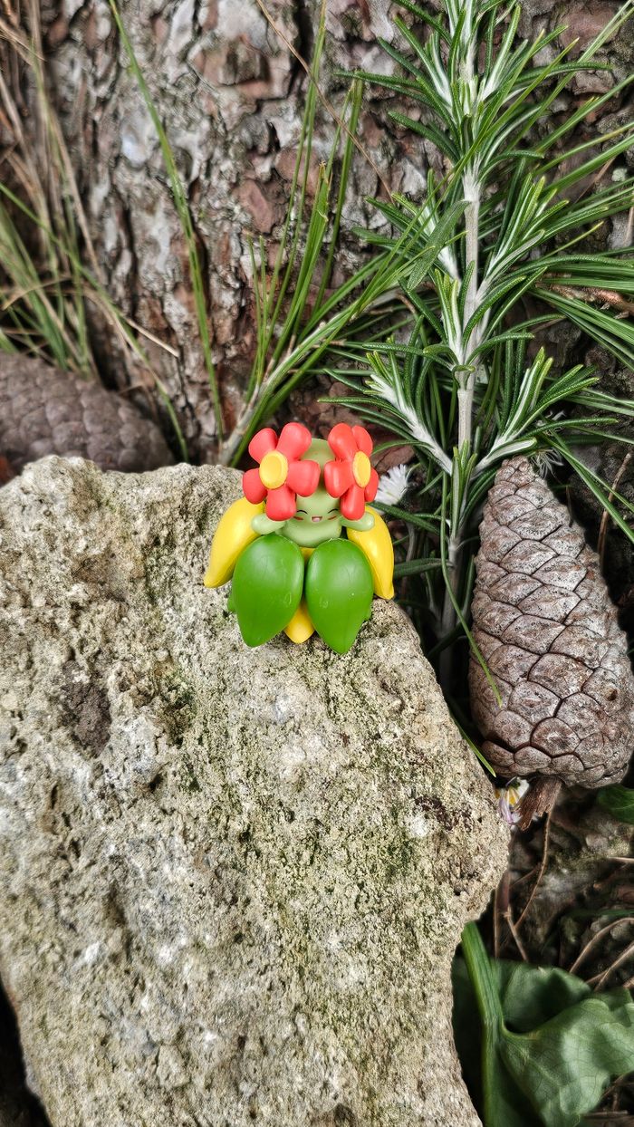 Super figurine Pokemon nintendo tomy joliflor - photo numéro 1