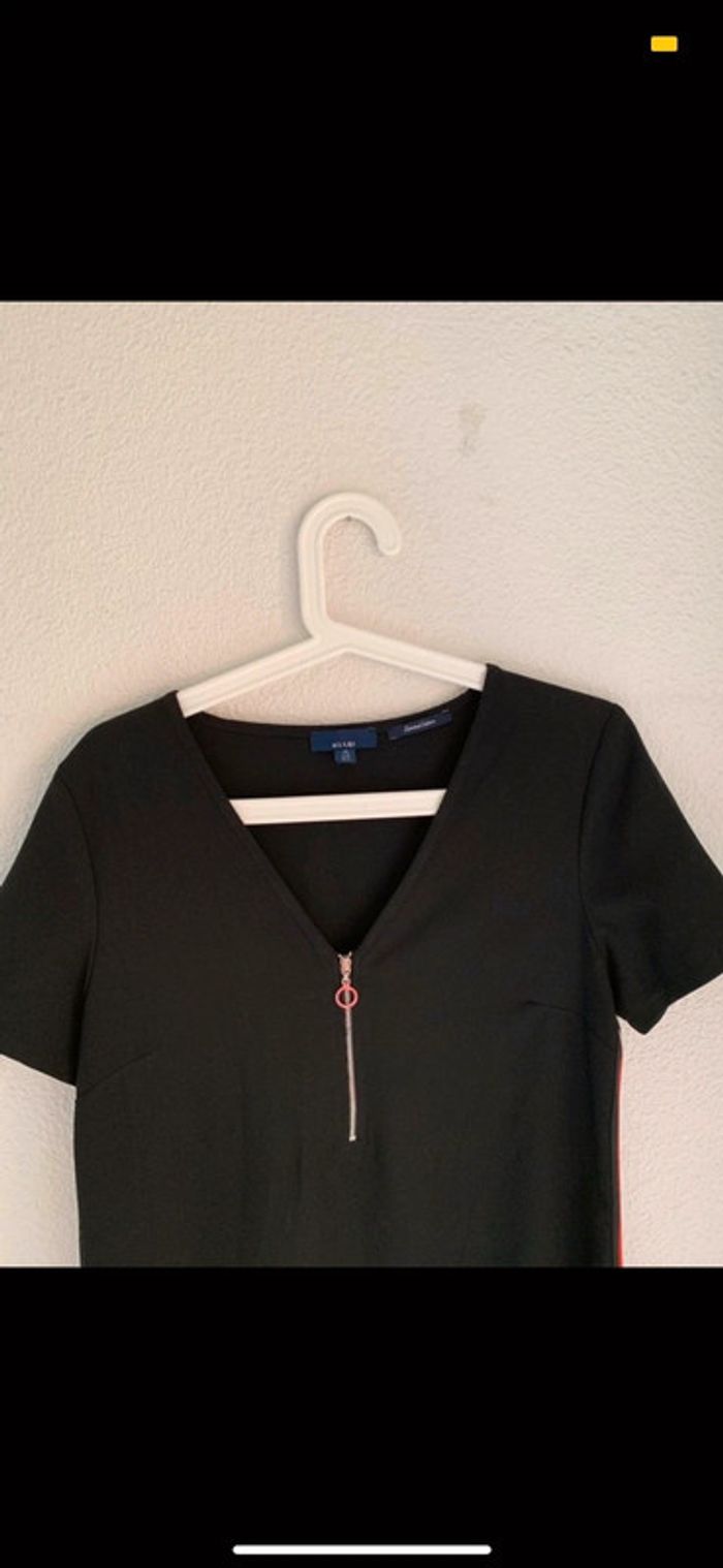 Petite robe noire - photo numéro 4