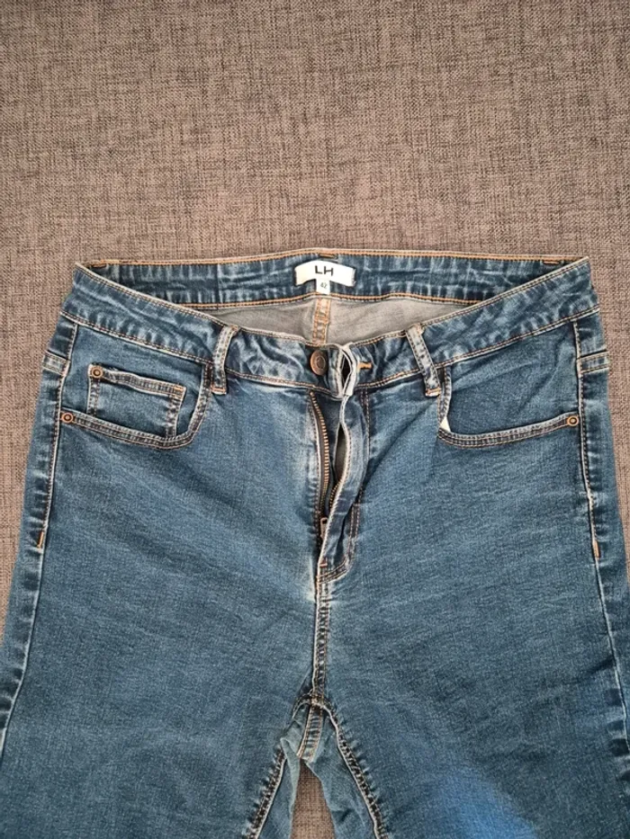 Jean femme Taille 42 - photo numéro 2
