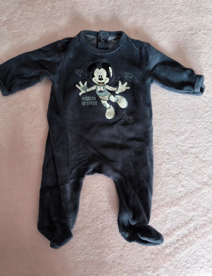 Lot mickey 3 mois - photo numéro 8