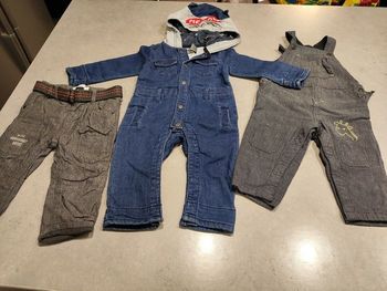 Lot bébé garçon  6 mois – Salopette + combinaison + pantalon Orchestra