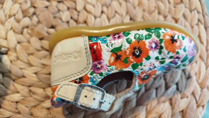 Kickers taille 18 - photo numéro 3