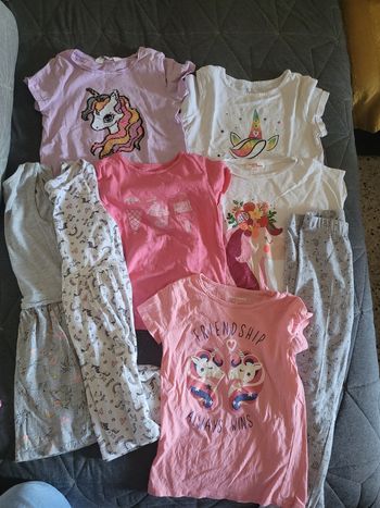 Lot fille 5.6ans licorne